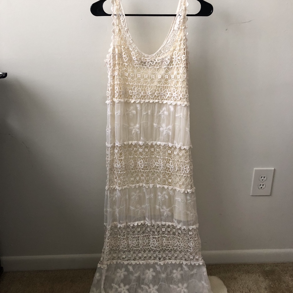 Lace Maxi Dress